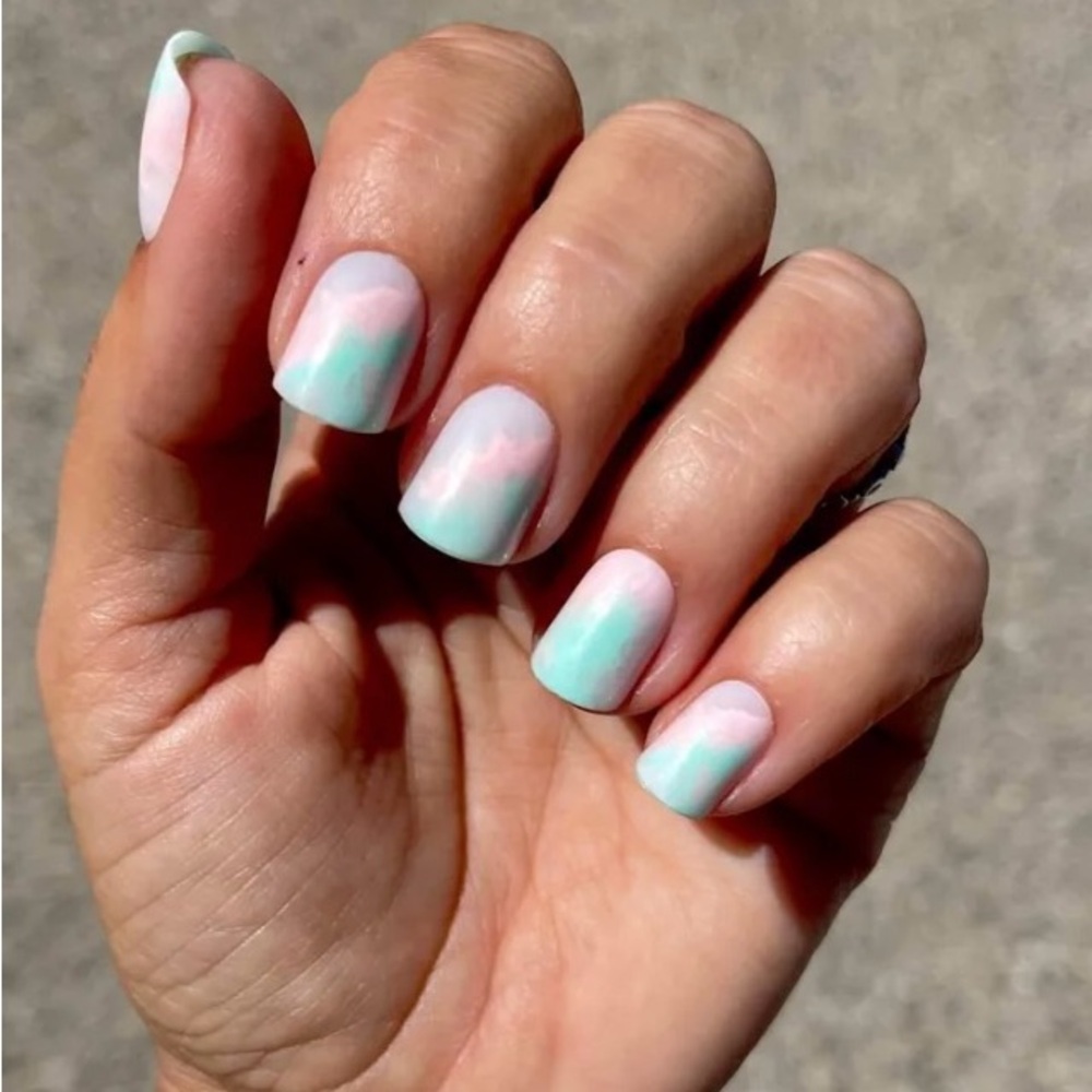 Red Aspen Nail Dashes - BEYOND JEWELL’S DREAMS